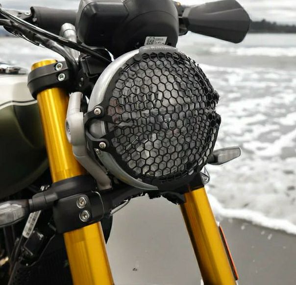 TR_SCRAMBLER400X_protection