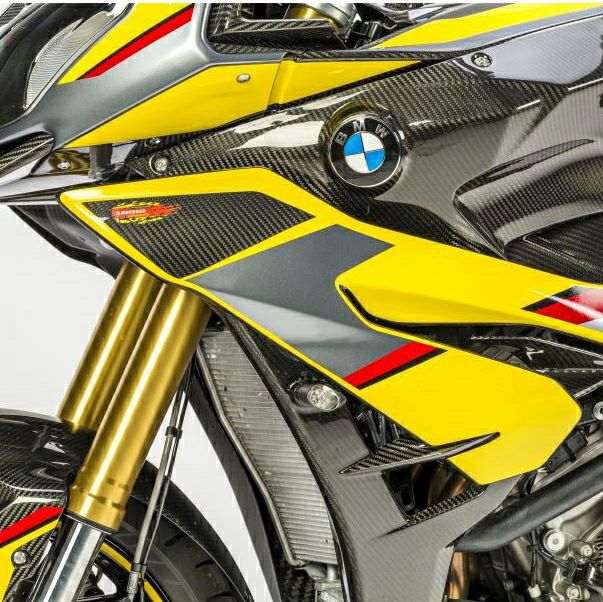 BMW_S1000XR-carbon