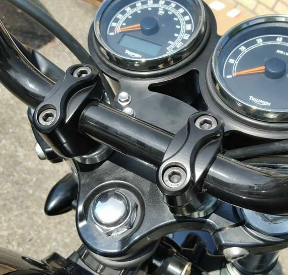 TRI_THRUXTON_other-Handle