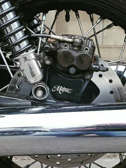 TRI_THRUXTON_other-Foot