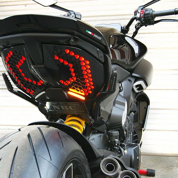 New Rage Cycles フェンダーレスキット LEDリアウィンカー付属 DUCATI DIAVEL V4 (2023-)